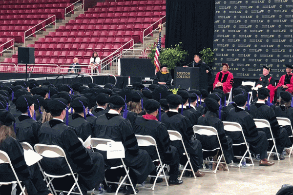 commencement-2018-1050x700